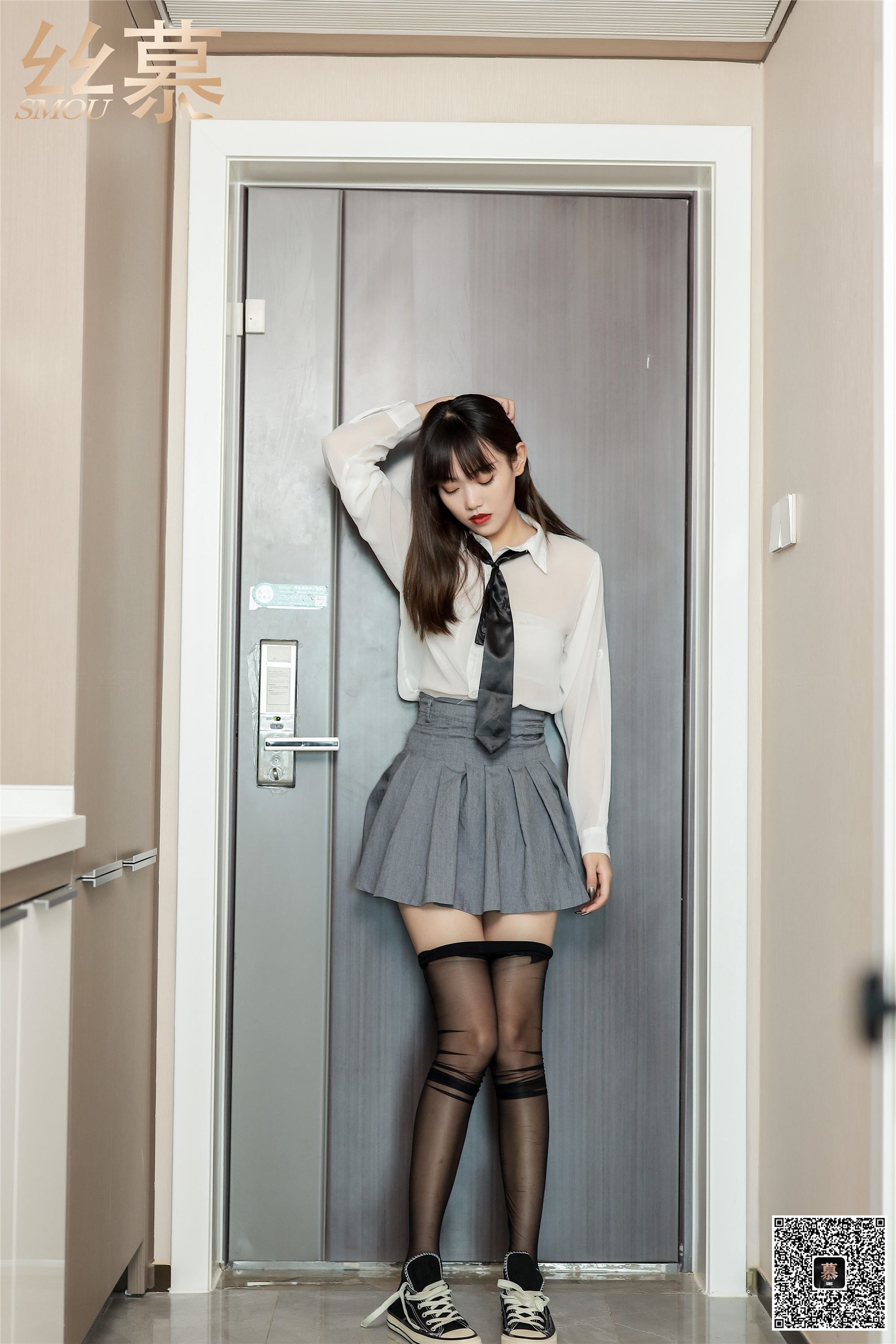 丝慕写真 特写集 TX072 颖儿《酷酷学姐》